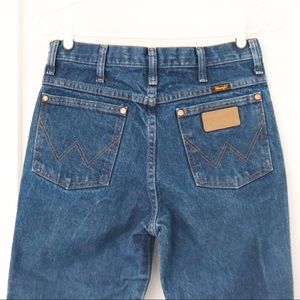 VINTAGE Wranglers jeans. Unisex size 30 waist x 32 leg